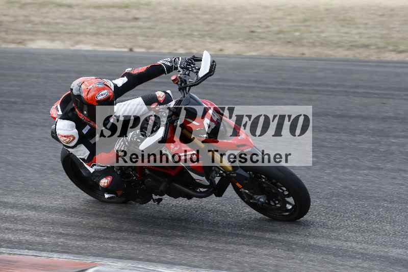 /21 17.06.2026  Ducati Schweiz Track Warmup ADR/Gruppe gruen/44